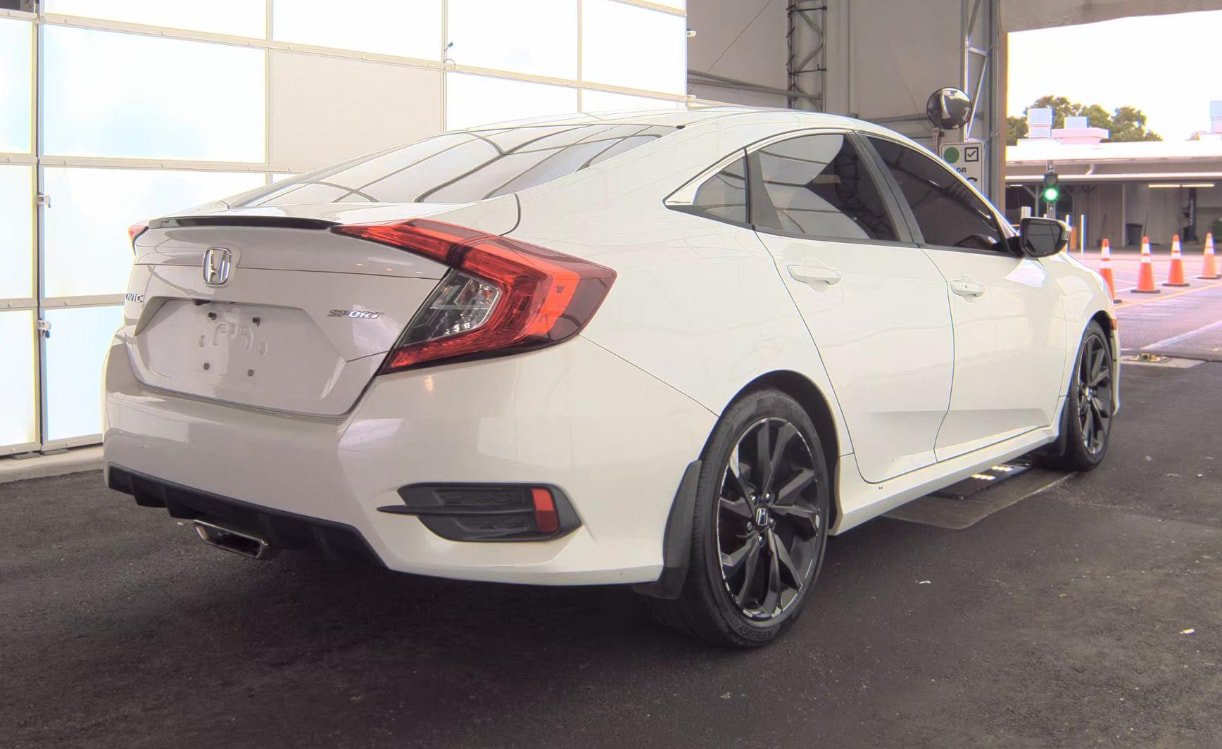 Used 2019 Honda Civic Sport image 9