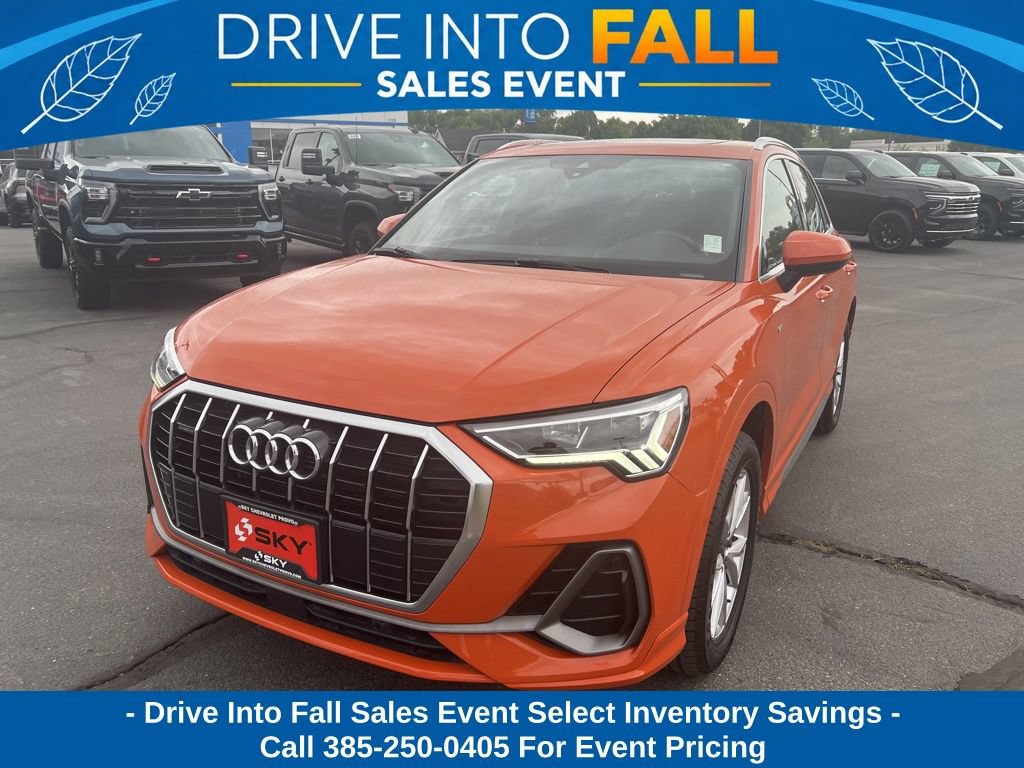 Used 2023 Audi Q3 2.0T Premium AWD/4WD image 2
