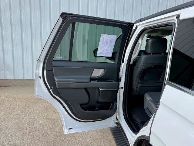 Certified 2025 Ford Expedition Active AWD/4WD image 16