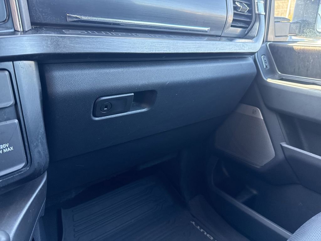 Used 2023 Ford F250 Lariat w/ Lariat Ultimate Package image 39