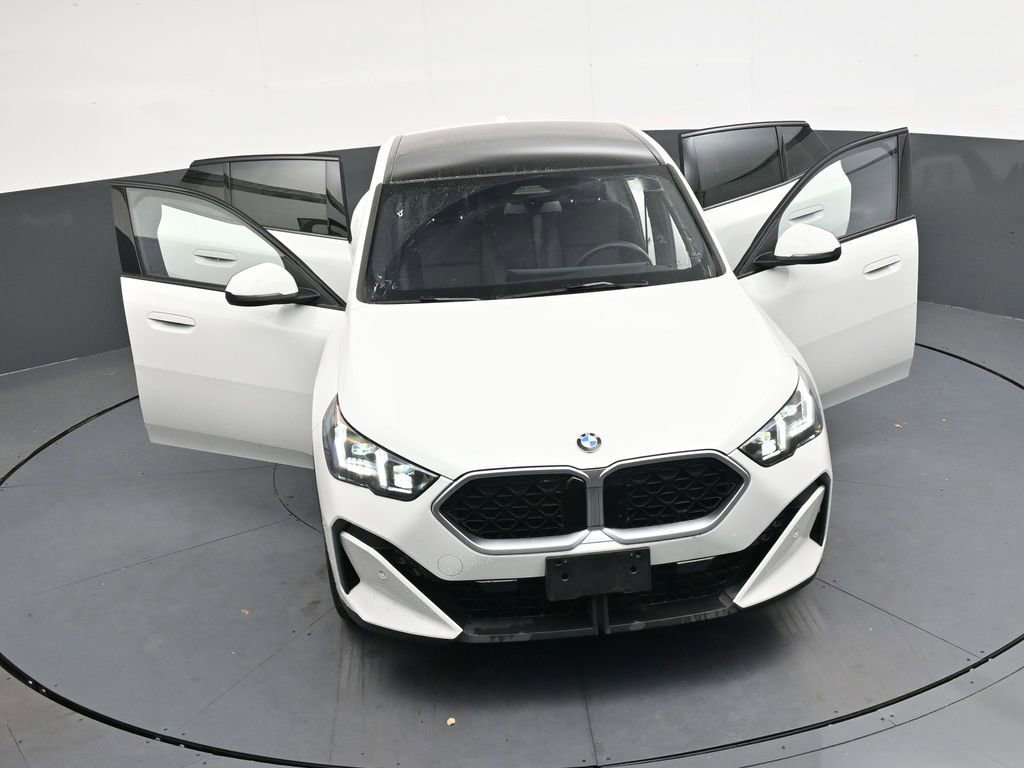 Used 2025 BMW X2 xDrive28i image 37