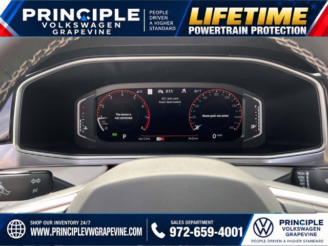 Used 2025 Volkswagen Taos SEL AWD/4WD image 18
