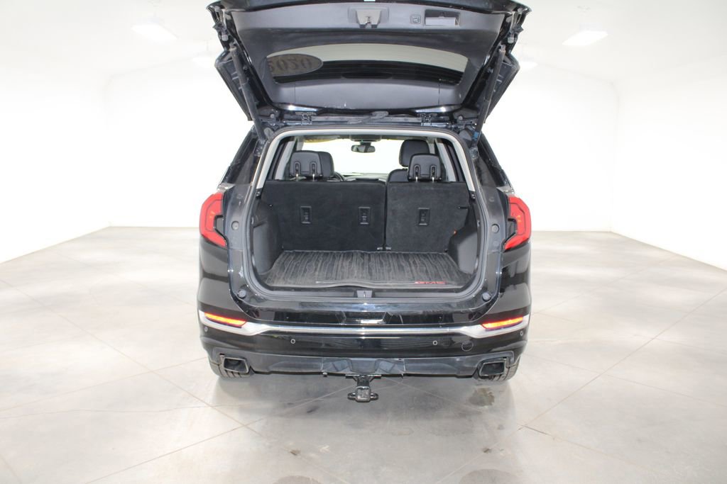 Used 2020 GMC Terrain Denali w/ Denali Premium Package image 16