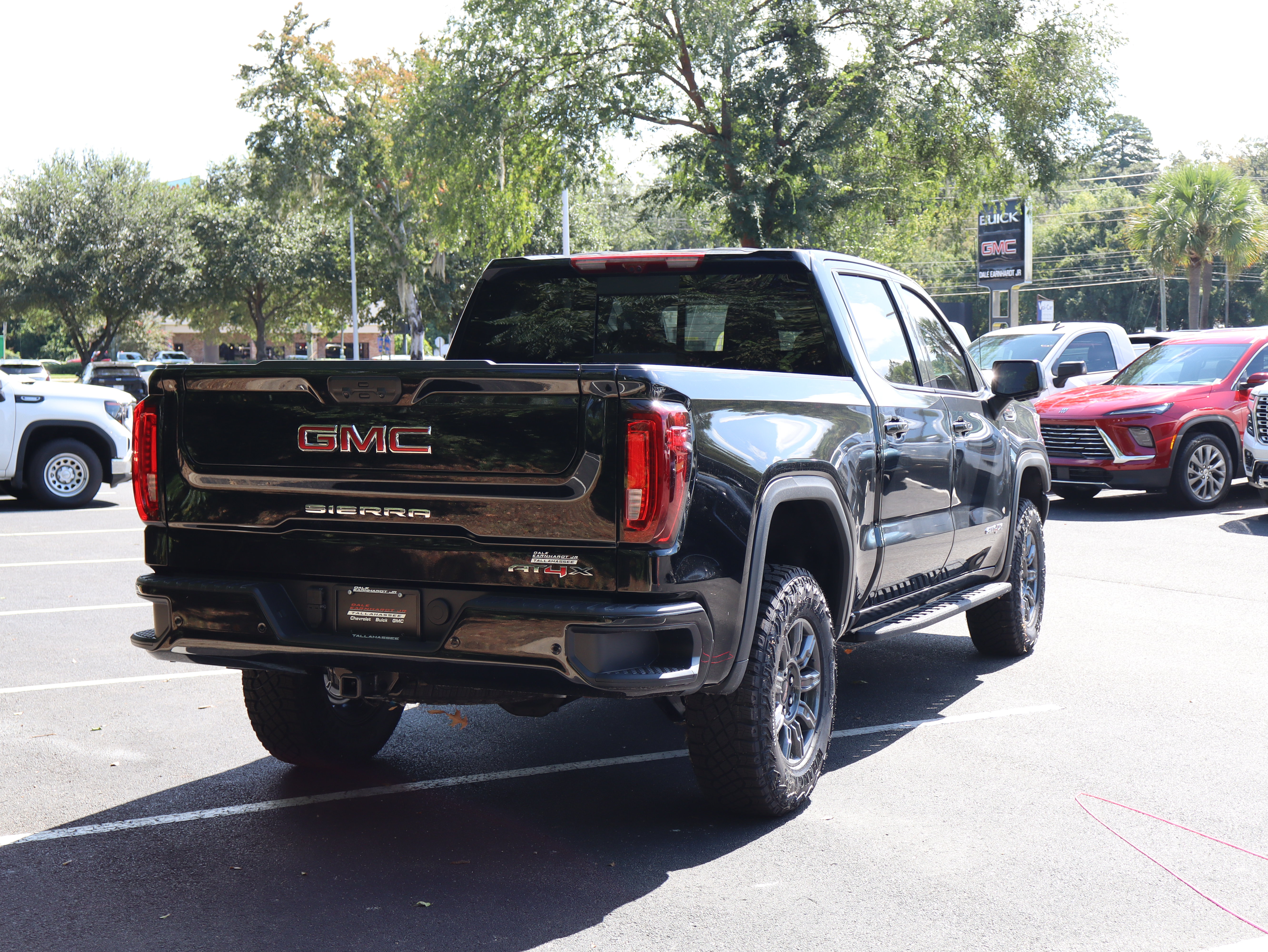 New 2026 GMC Sierra 1500 AT4X AWD/4WD image 9