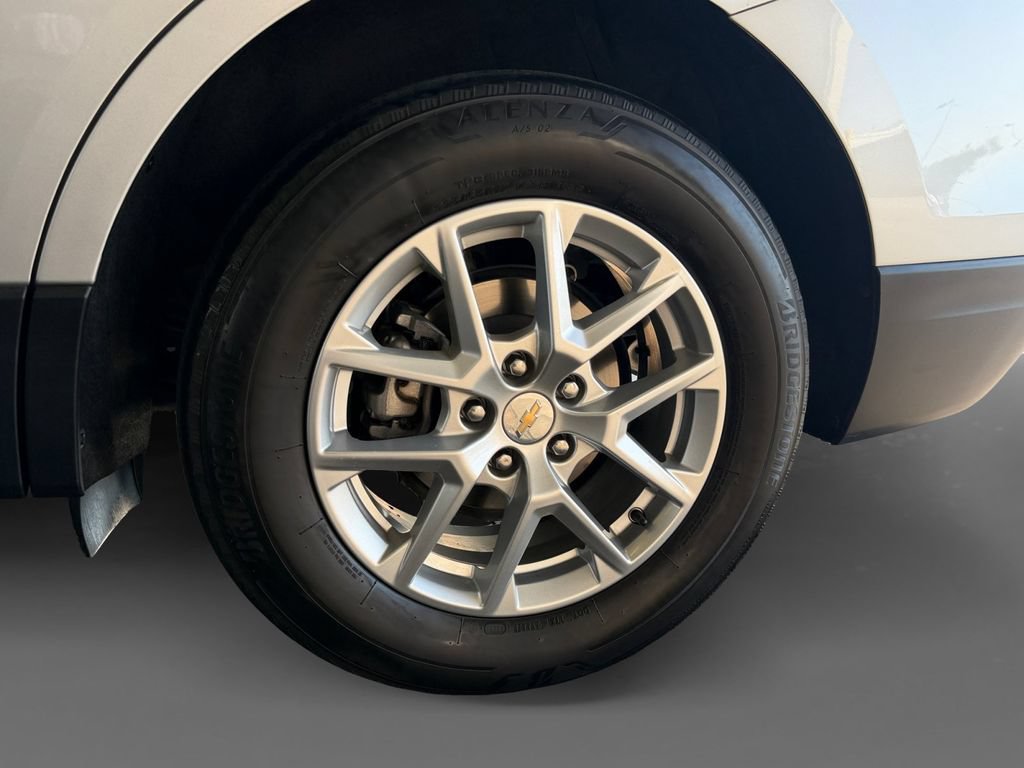 Used 2022 Chevrolet Equinox LT AWD/4WD image 17