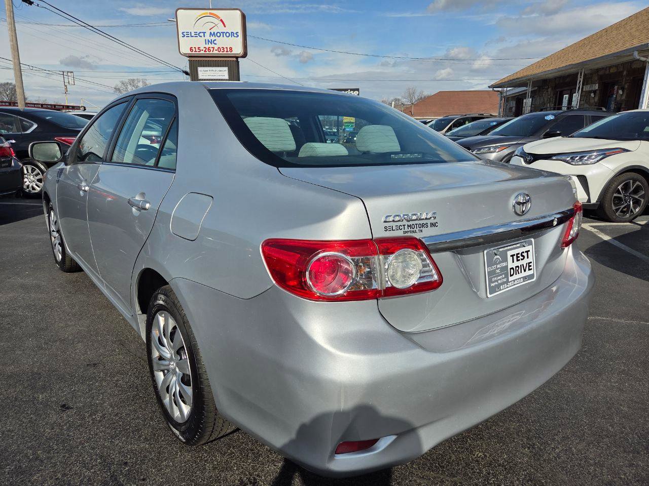 Used 2013 Toyota Corolla LE image 4