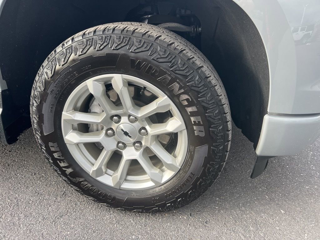 Used 2024 Chevrolet Silverado 1500 RST image 11