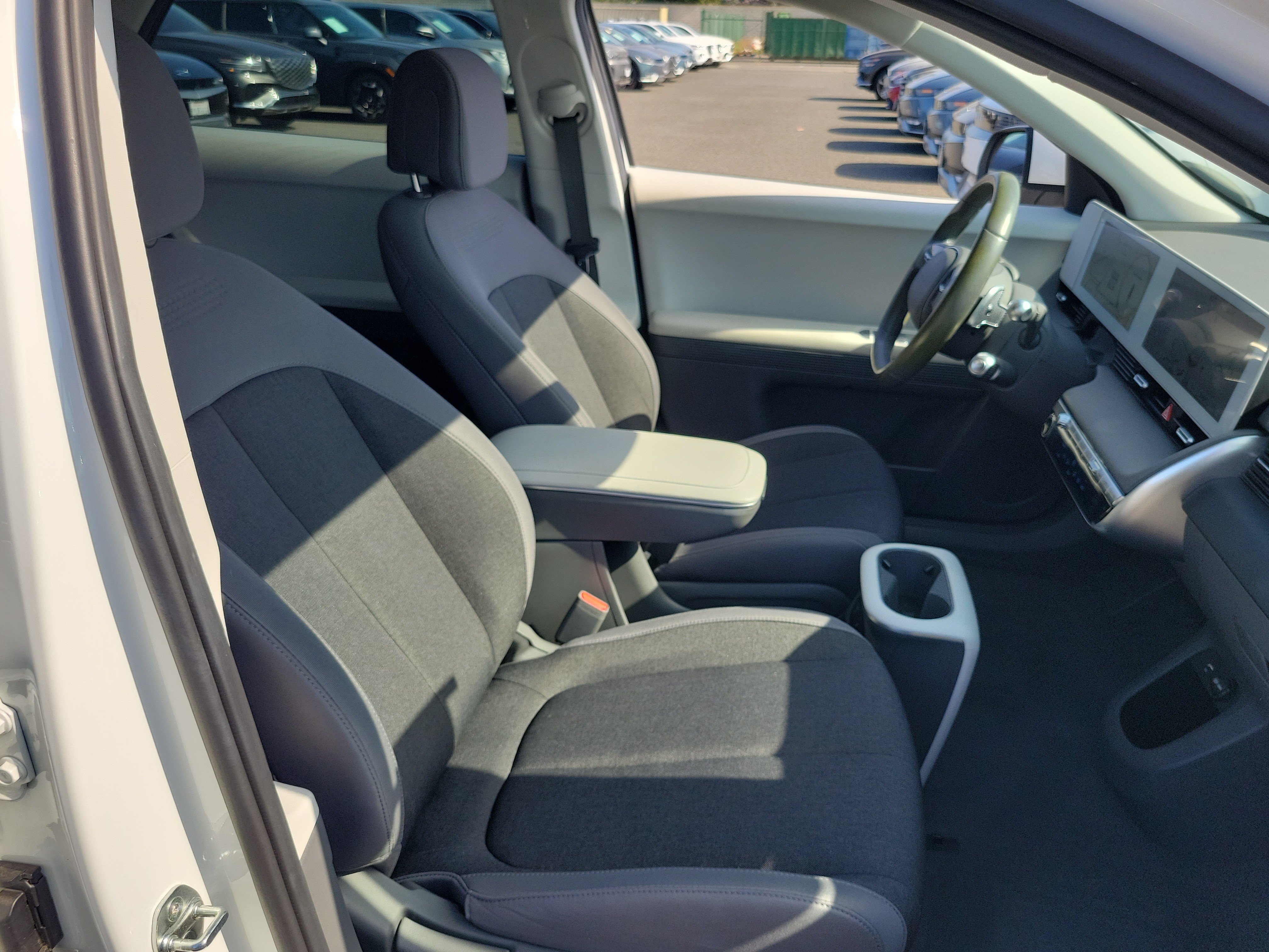 Used 2024 Hyundai Ioniq 5 SEL RWD image 22