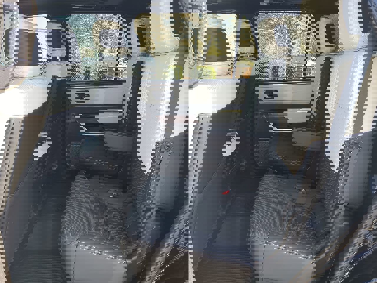 Used 2024 Toyota Sequoia Capstone image 12