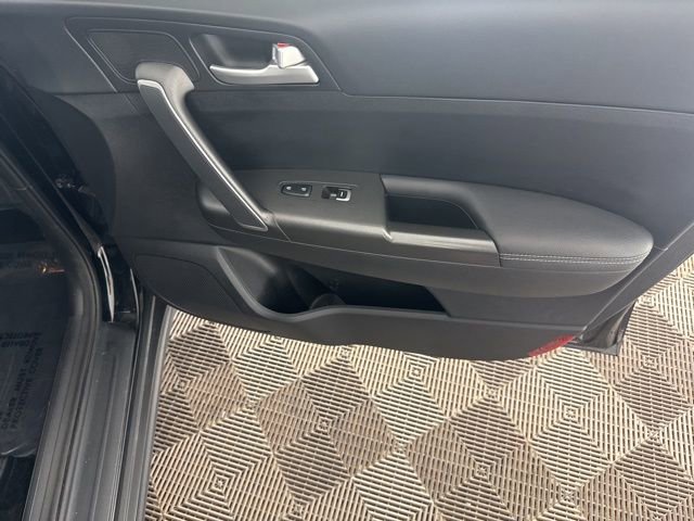 Used 2022 Kia Sportage LX image 24