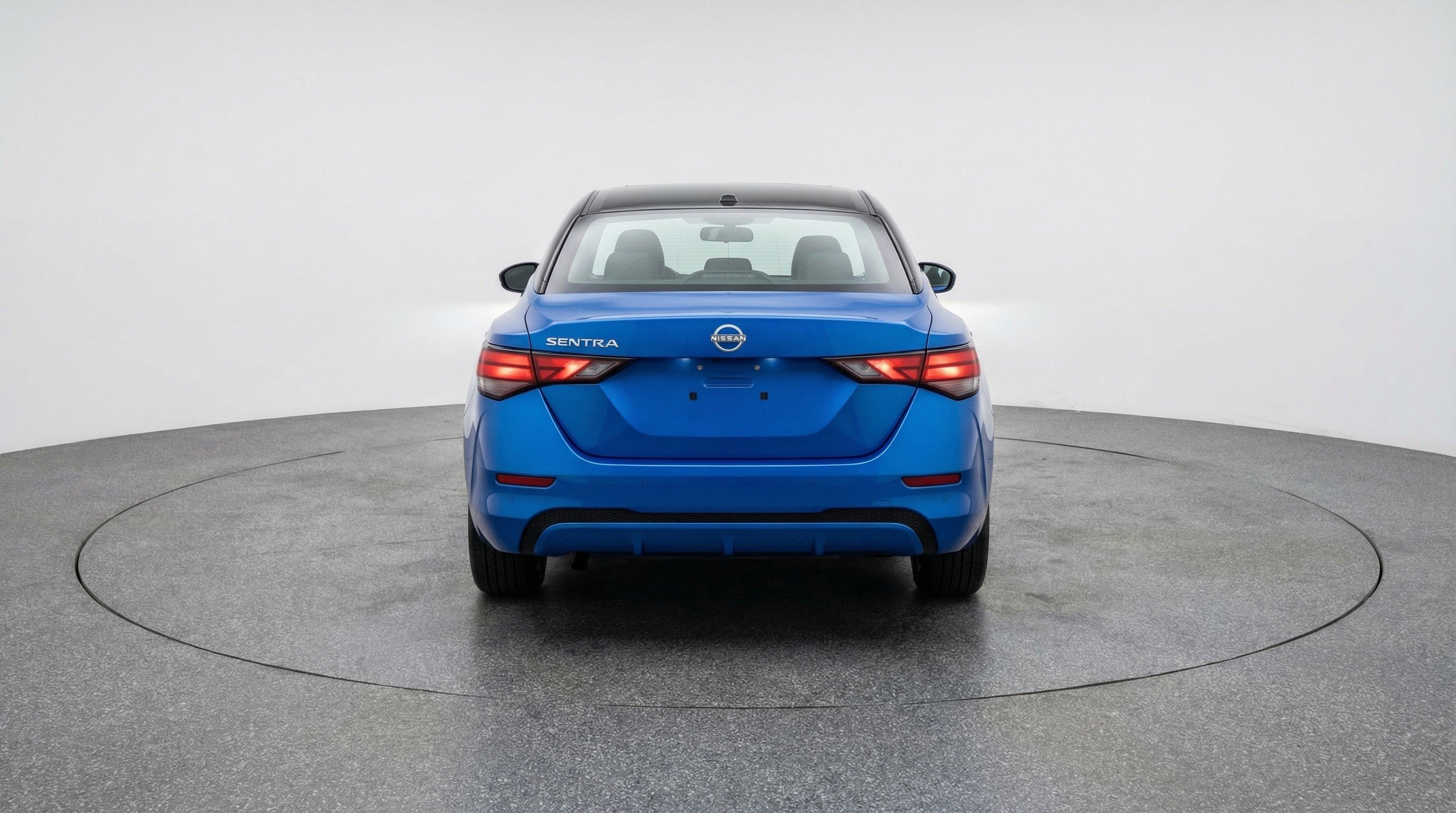Used 2025 Nissan Sentra SV image 7