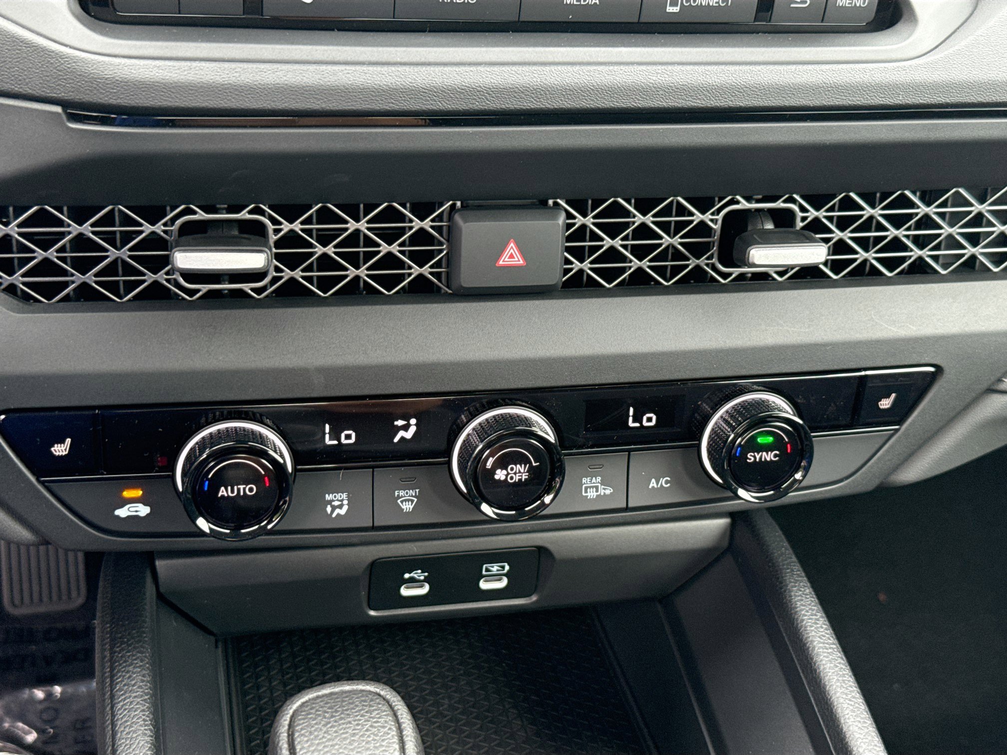 New 2025 Honda Accord SE image 12