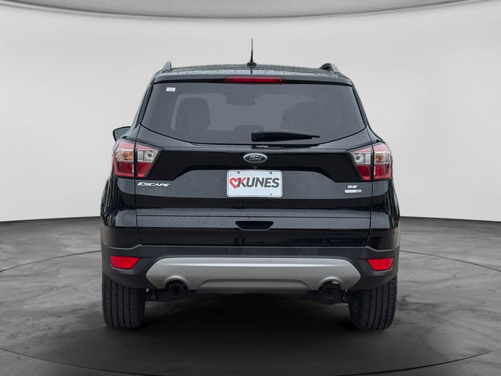 Used 2017 Ford Escape SE w/ SE Leather Comfort Package AWD/4WD image 7