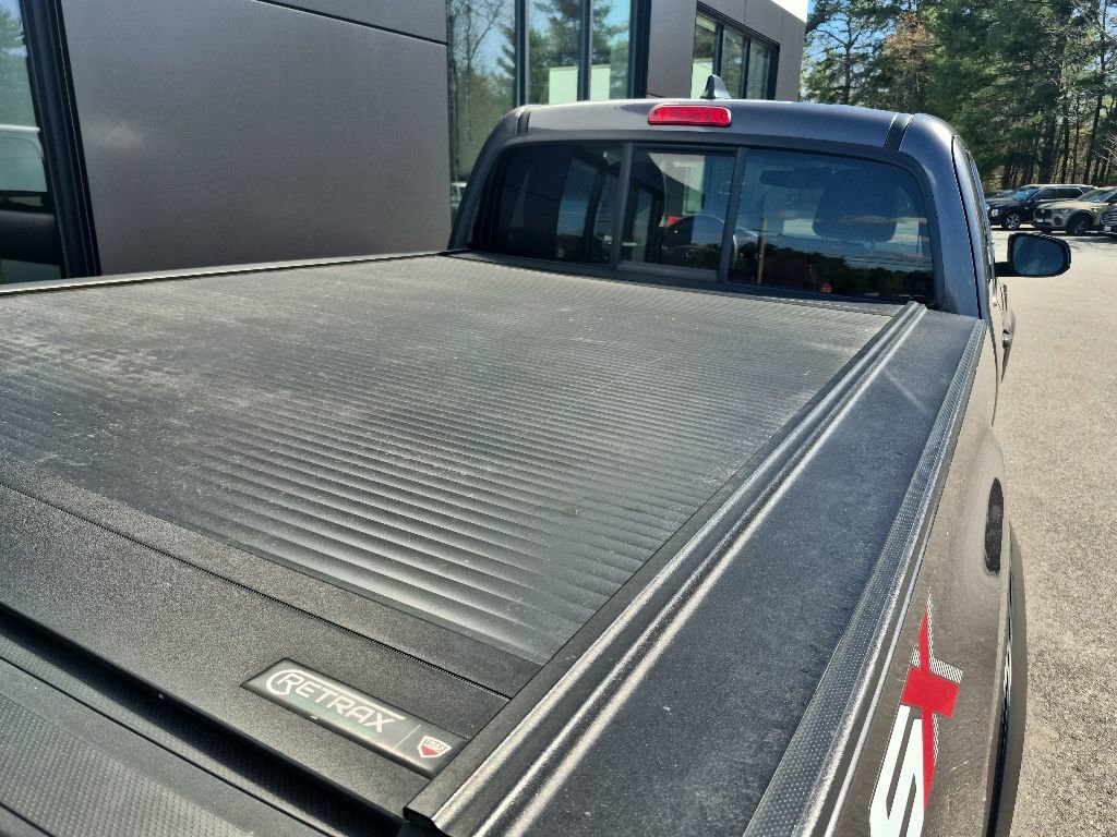 Used 2021 Toyota Tacoma SR w/ SX Package AWD/4WD image 8