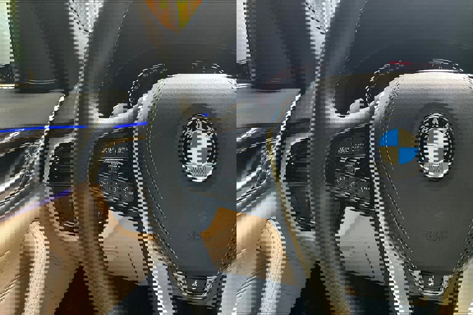 Used 2023 BMW 530i w/ Convenience Package RWD image 23