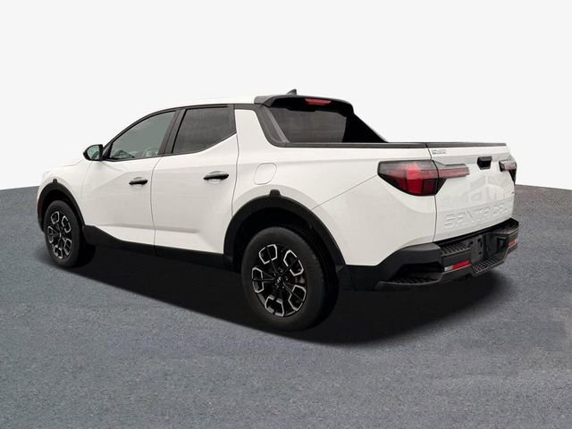 Used 2024 Hyundai Santa Cruz SE image 2