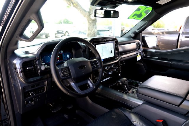 Used 2025 Ford F150 Lariat w/ Equipment Group 501A Mid AWD/4WD image 7