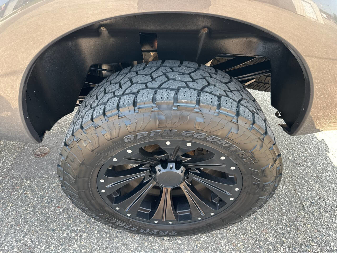 Used 2014 Ford F350 Lariat w/ Lariat Ultimate Package image 11