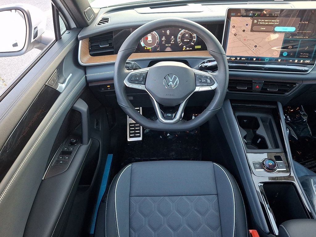 New 2026 Volkswagen Tiguan SEL R-Line AWD/4WD image 7