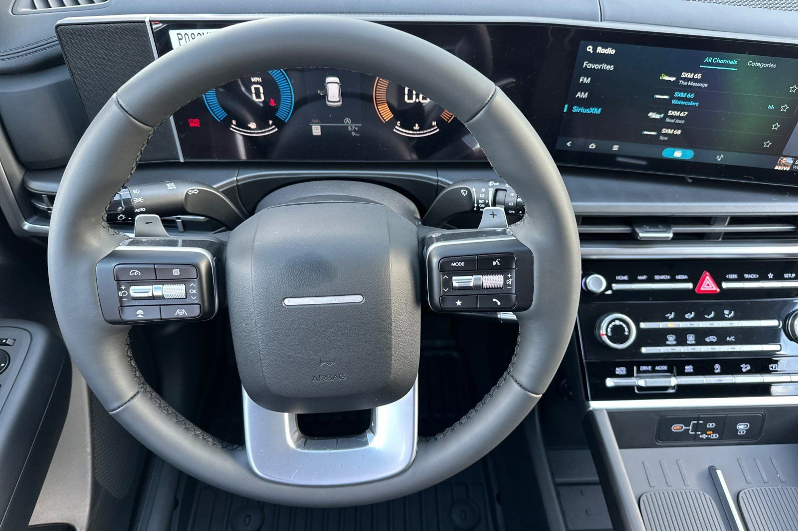 Used 2025 Hyundai Santa Fe SE image 13