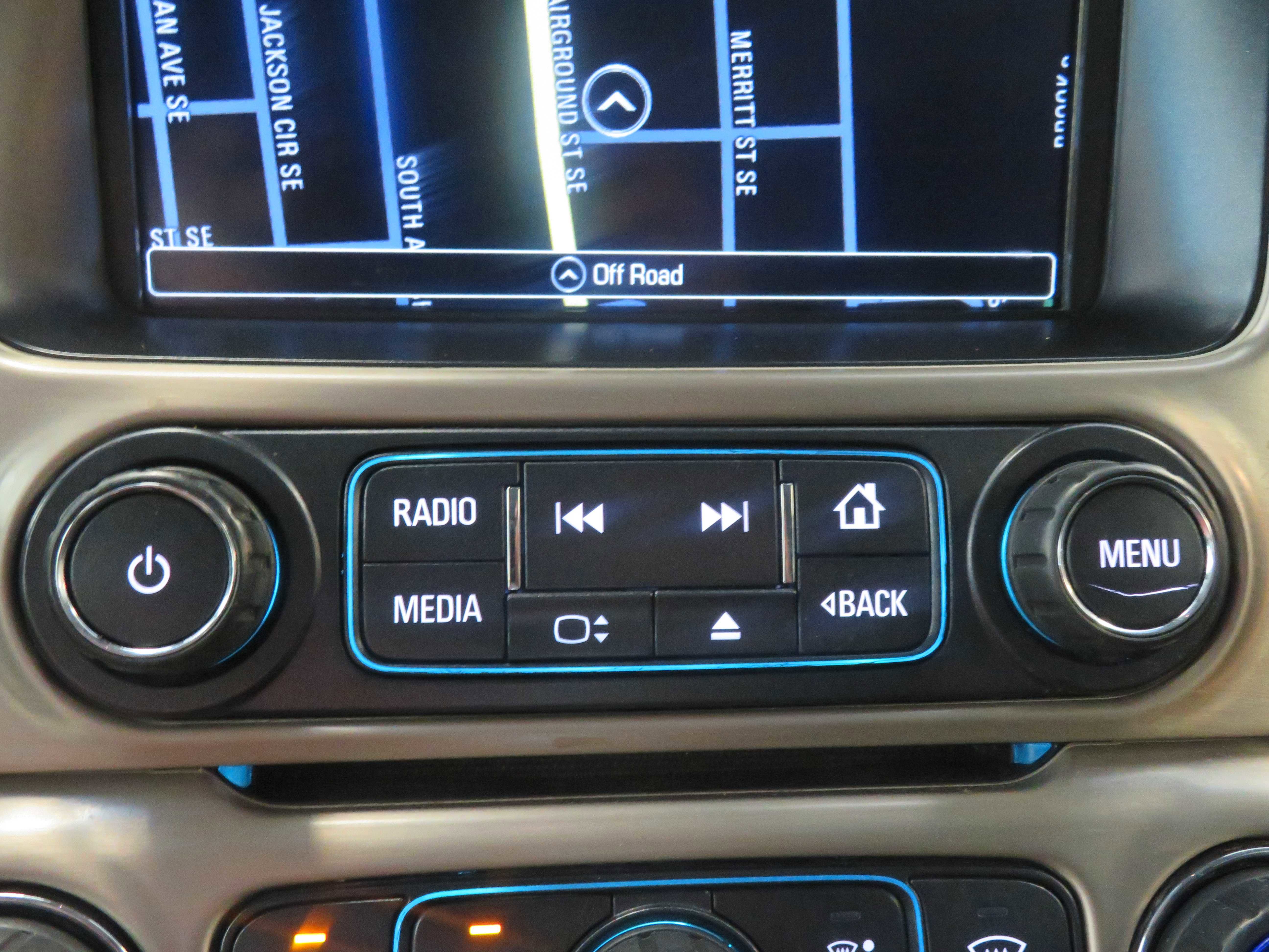 Used 2017 GMC Yukon XL Denali w/ Open Road Package AWD/4WD image 46