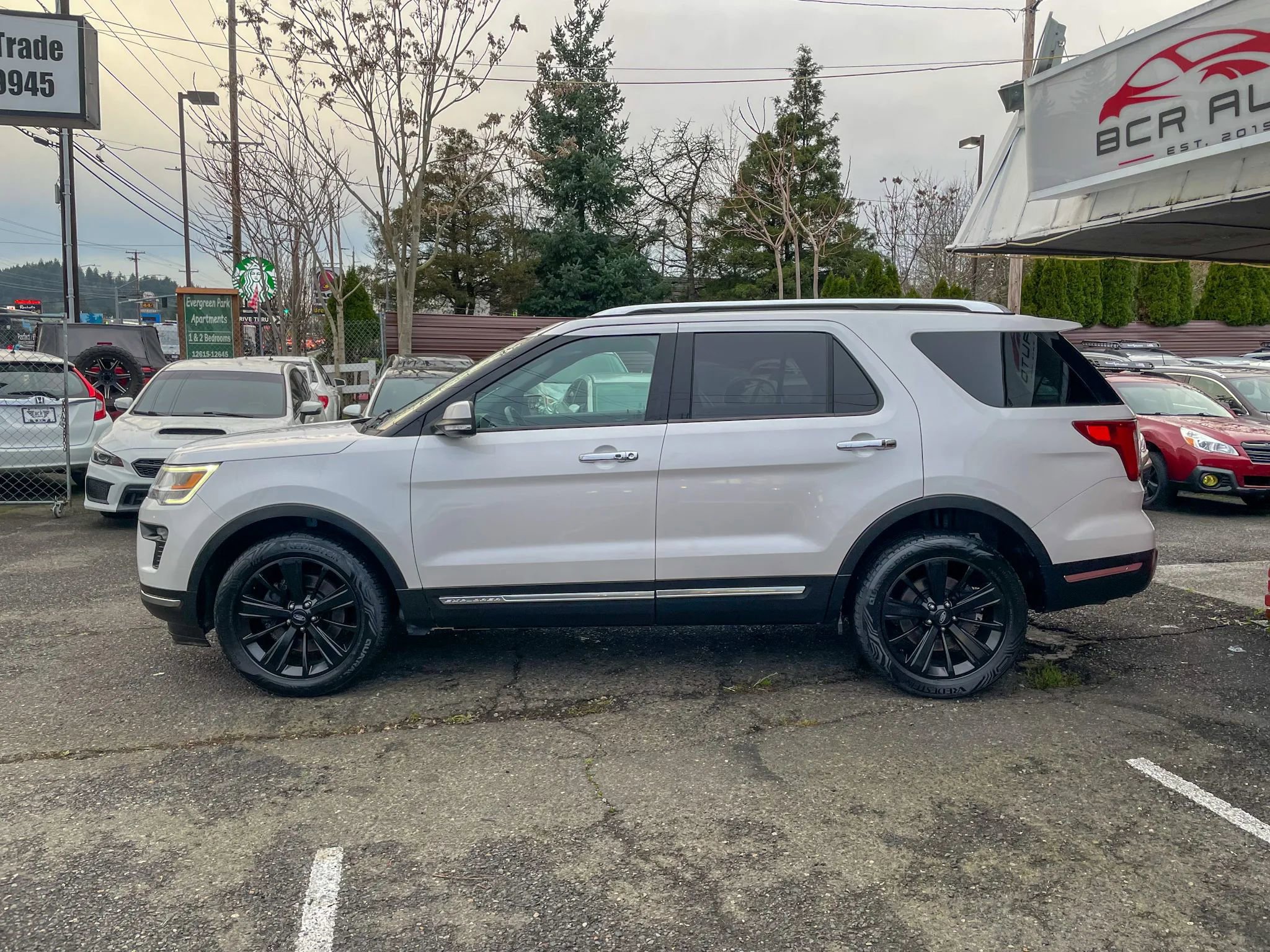 Used 2018 Ford Explorer Limited image 8