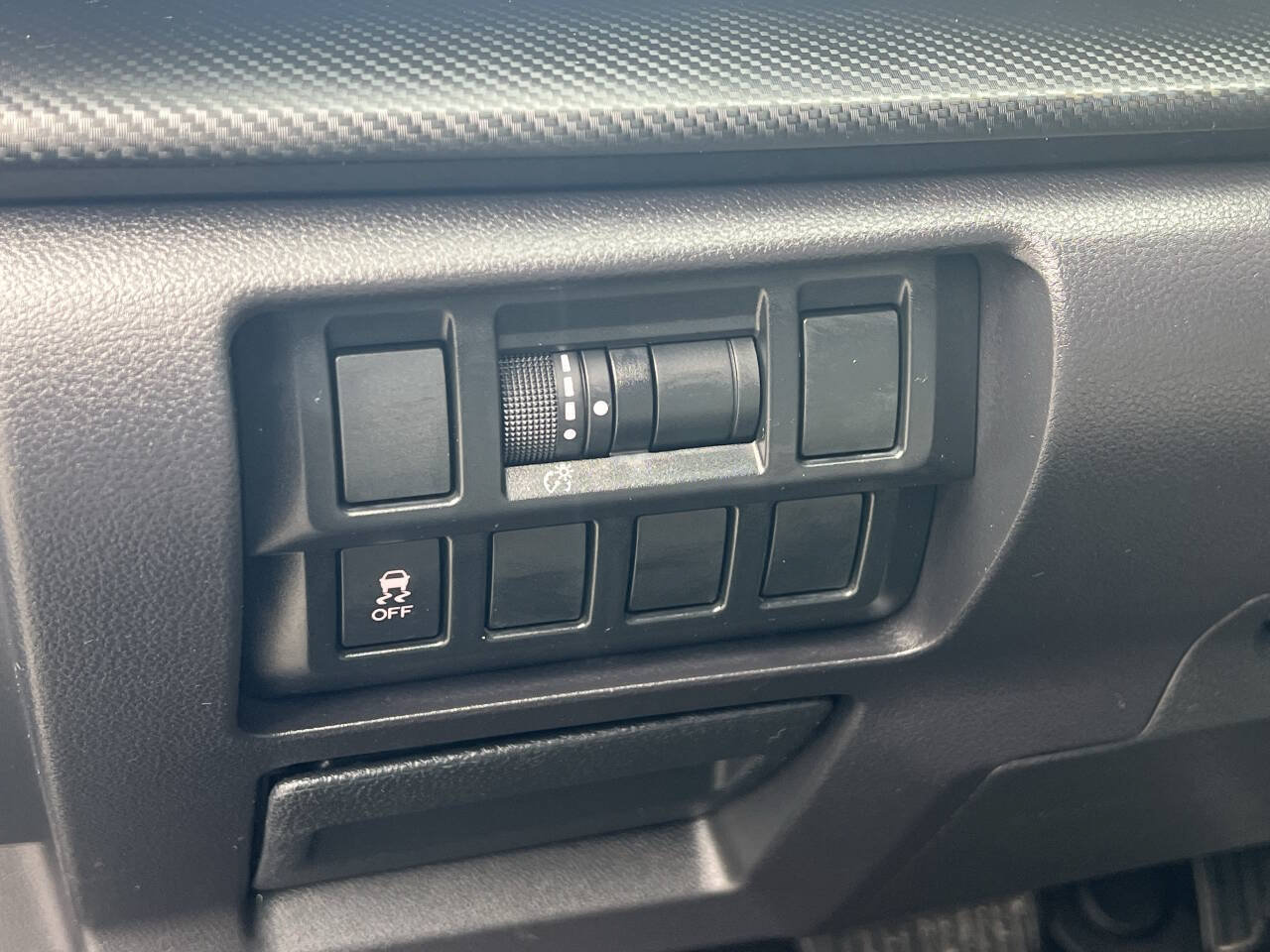 Used 2018 Subaru Impreza 2.0i AWD/4WD image 19