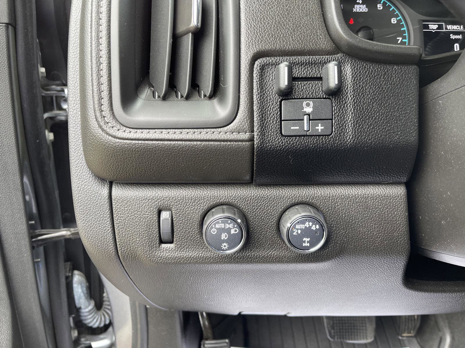 Used 2022 GMC Canyon Elevation w/ Trailering Package AWD/4WD image 18