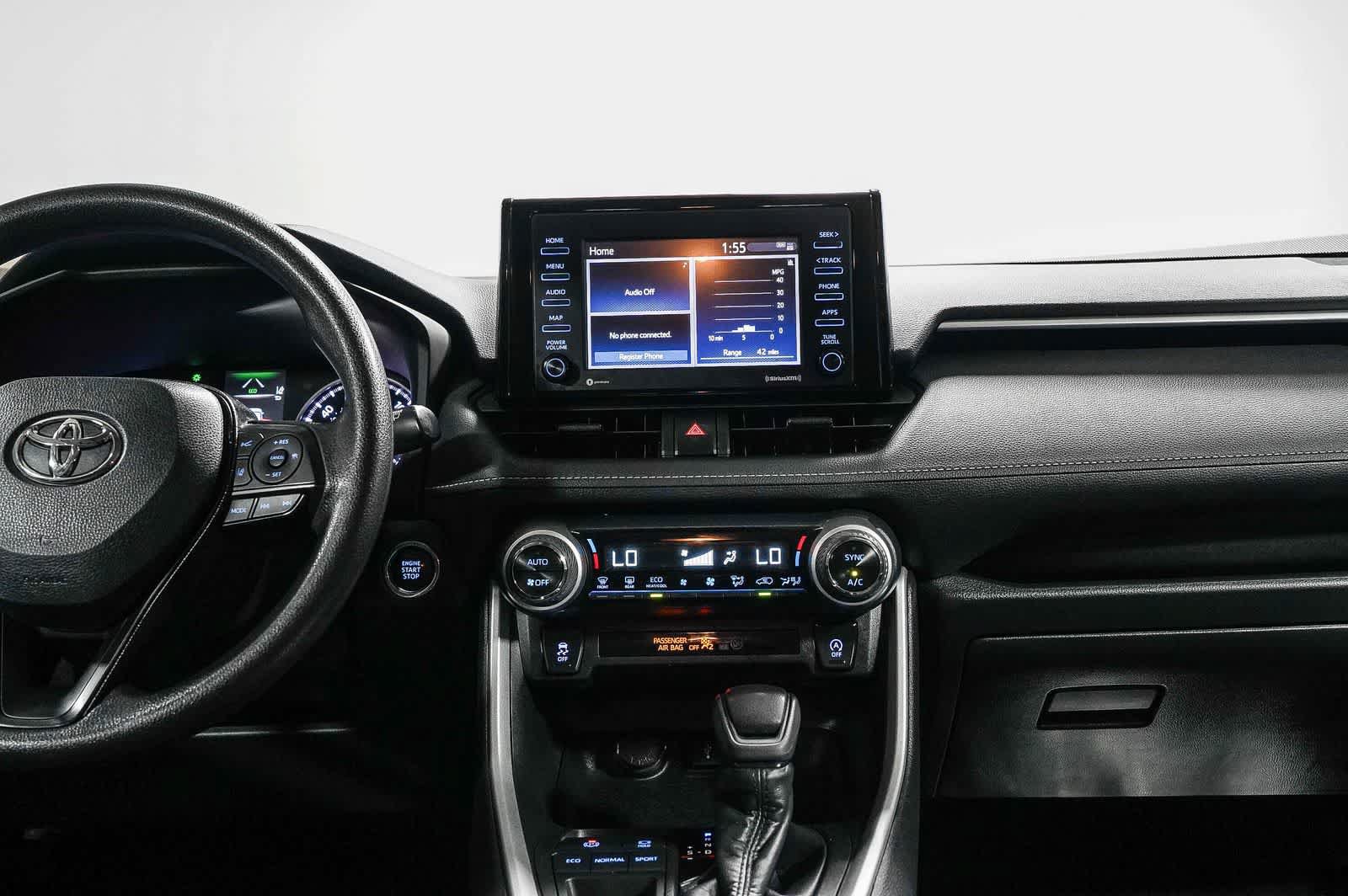 Certified 2021 Toyota RAV4 XLE FWD image 14