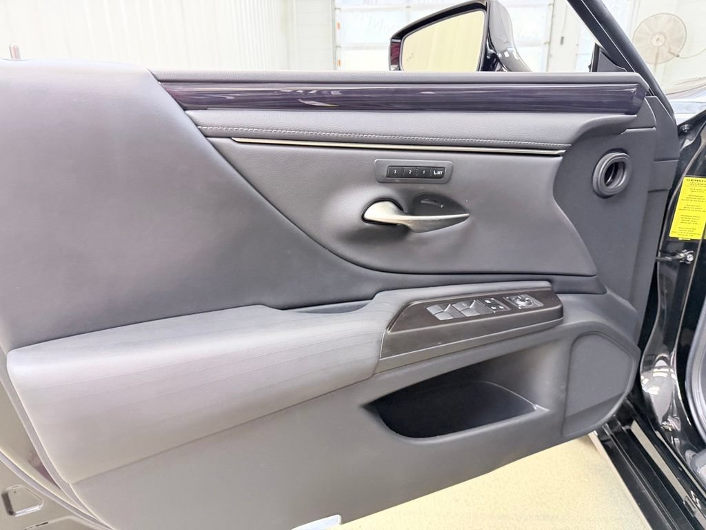Used 2019 Lexus ES 350 w/ Accessory Package 2 FWD image 8