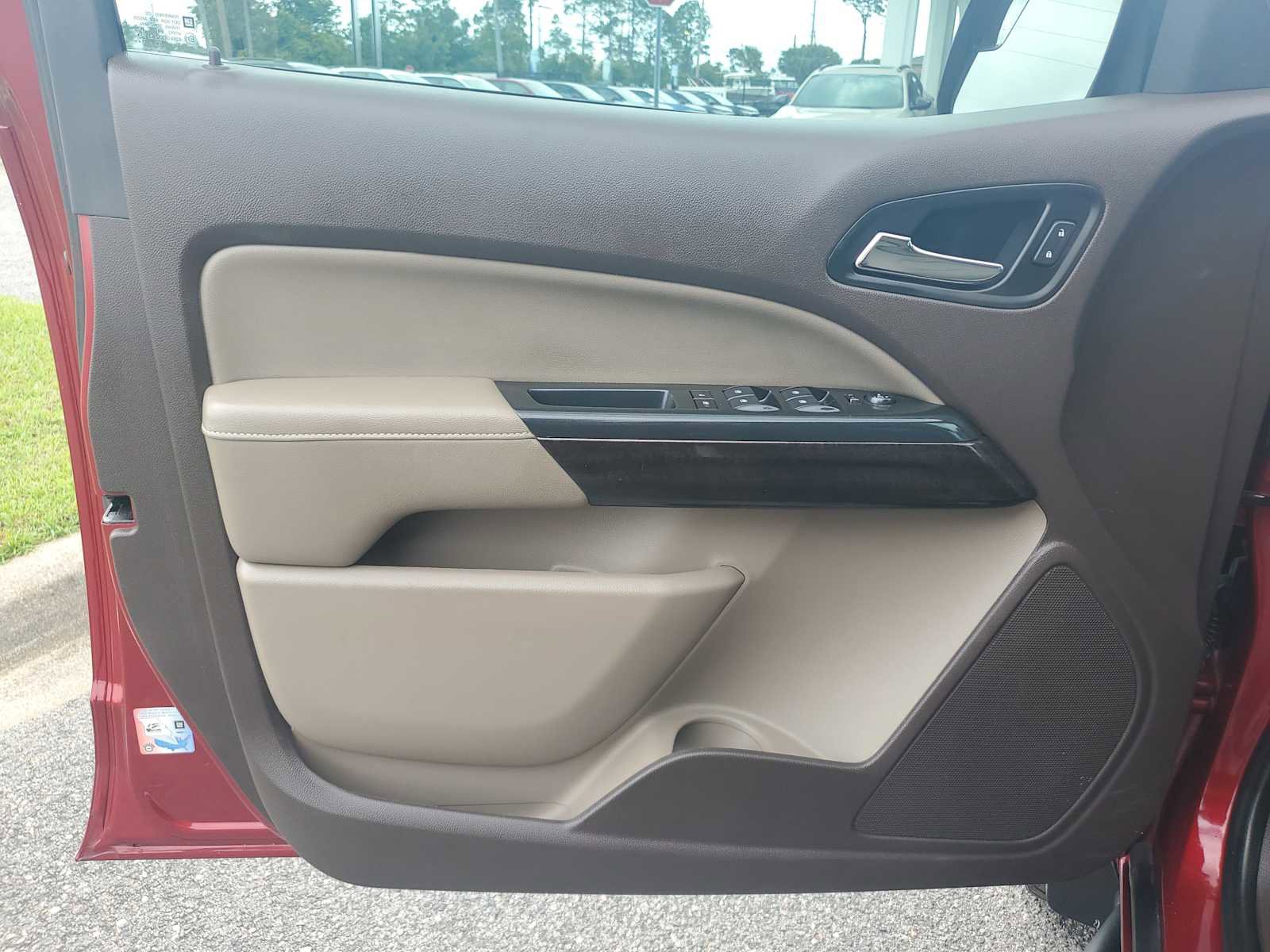 Used 2020 GMC Canyon SLE w/ Driver Alert Package AWD/4WD image 15