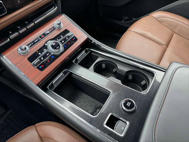 Used 2023 Lincoln Aviator Reserve w/ Elements Package Plus image 29