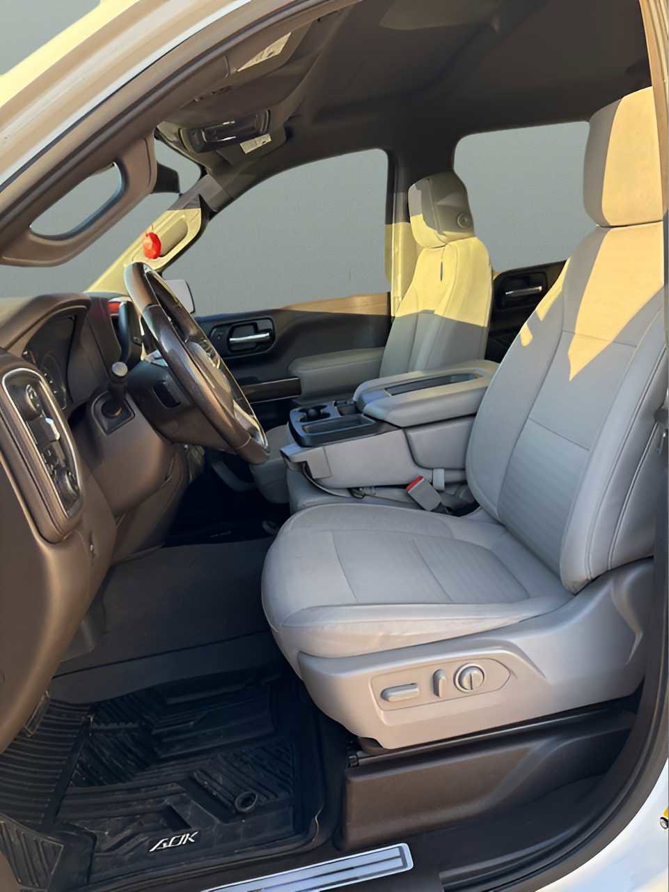 Used 2019 Chevrolet Silverado 1500 LT w/ All-Star Edition image 10