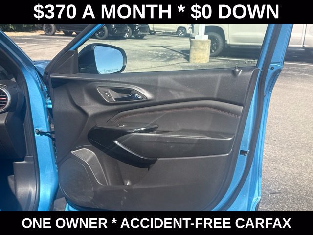 Used 2025 Chevrolet Trax RS w/ Driver Confidence Package FWD image 14