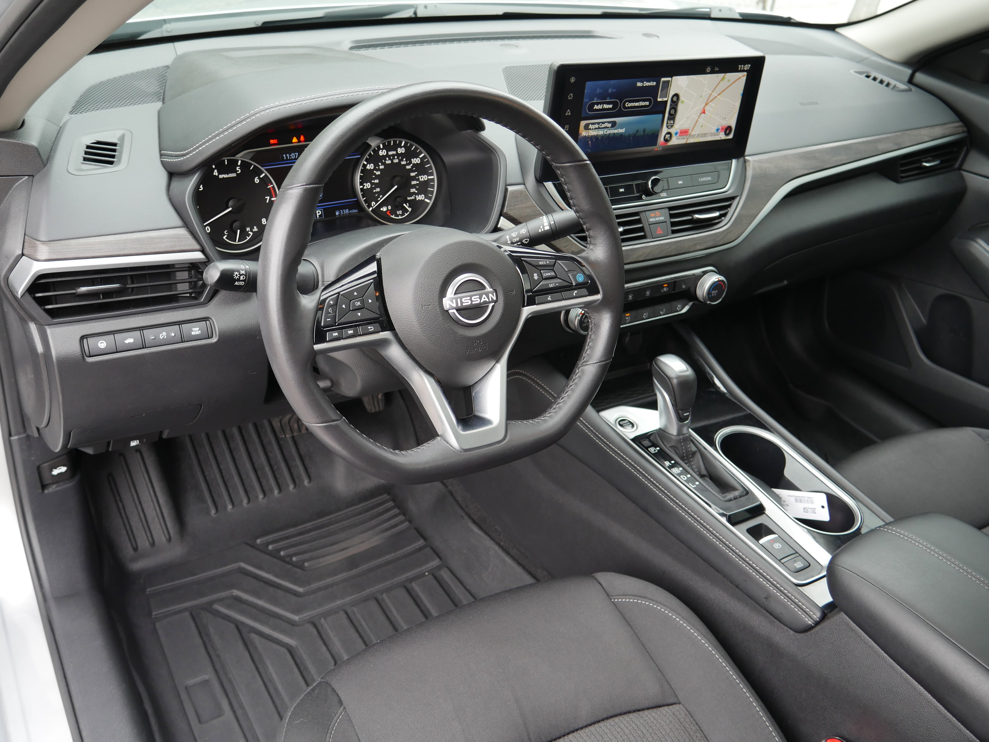 Certified 2024 Nissan Altima 2.5 SV w/ SV Premium Package image 11