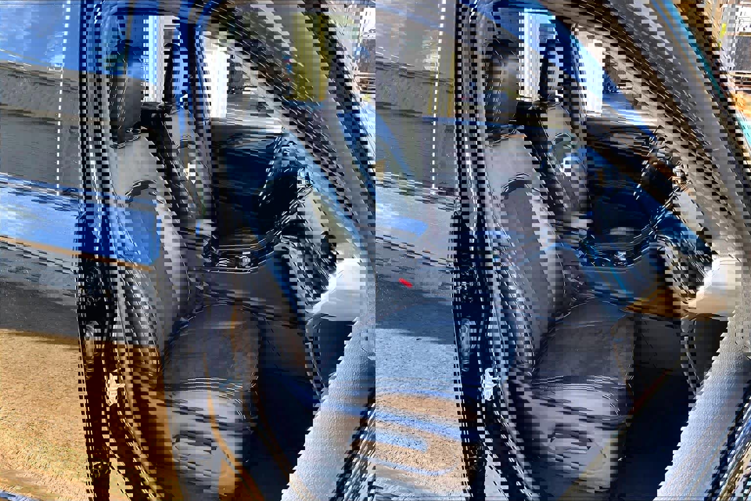 Used 2023 Jeep Grand Cherokee Altitude image 8