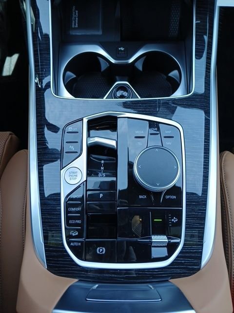 New 2026 BMW X7 xDrive40i AWD/4WD image 23