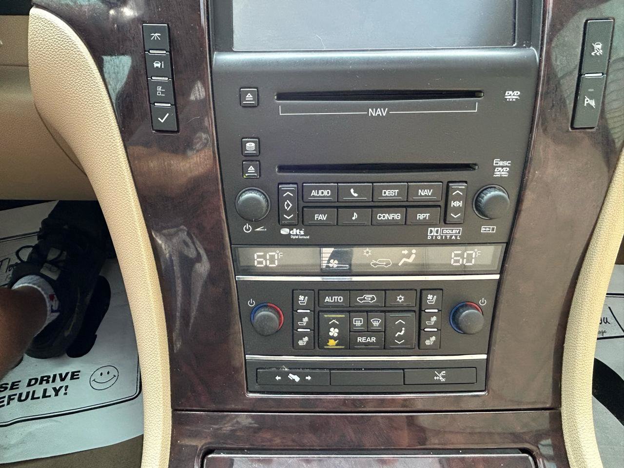 Used 2009 Cadillac Escalade AWD image 27