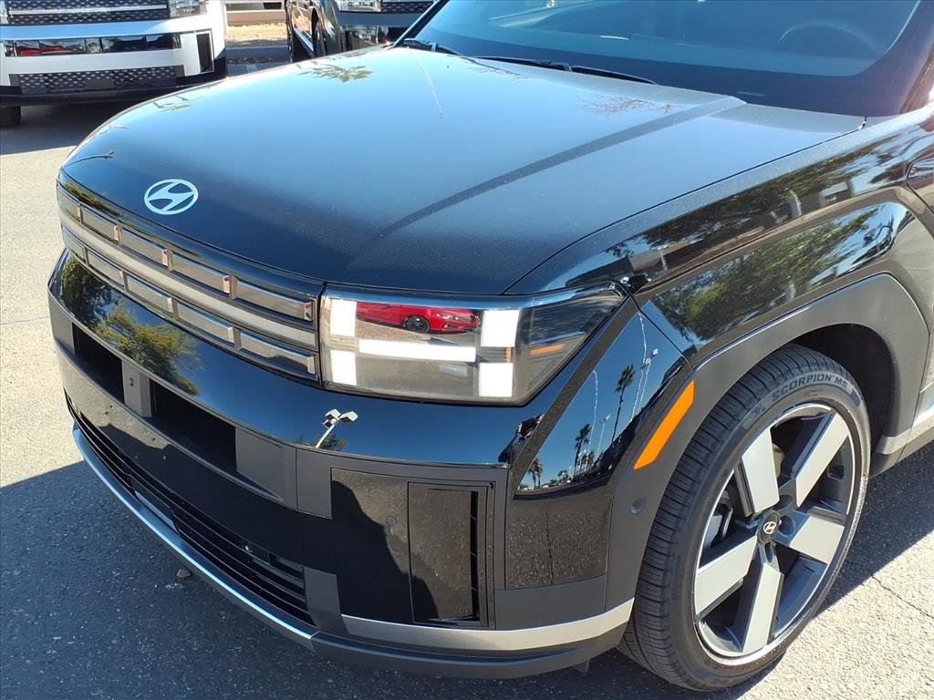 Used 2024 Hyundai Santa Fe Limited image 8