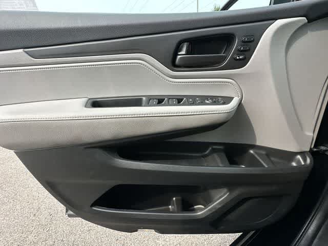 Used 2022 Honda Odyssey EX-L image 18