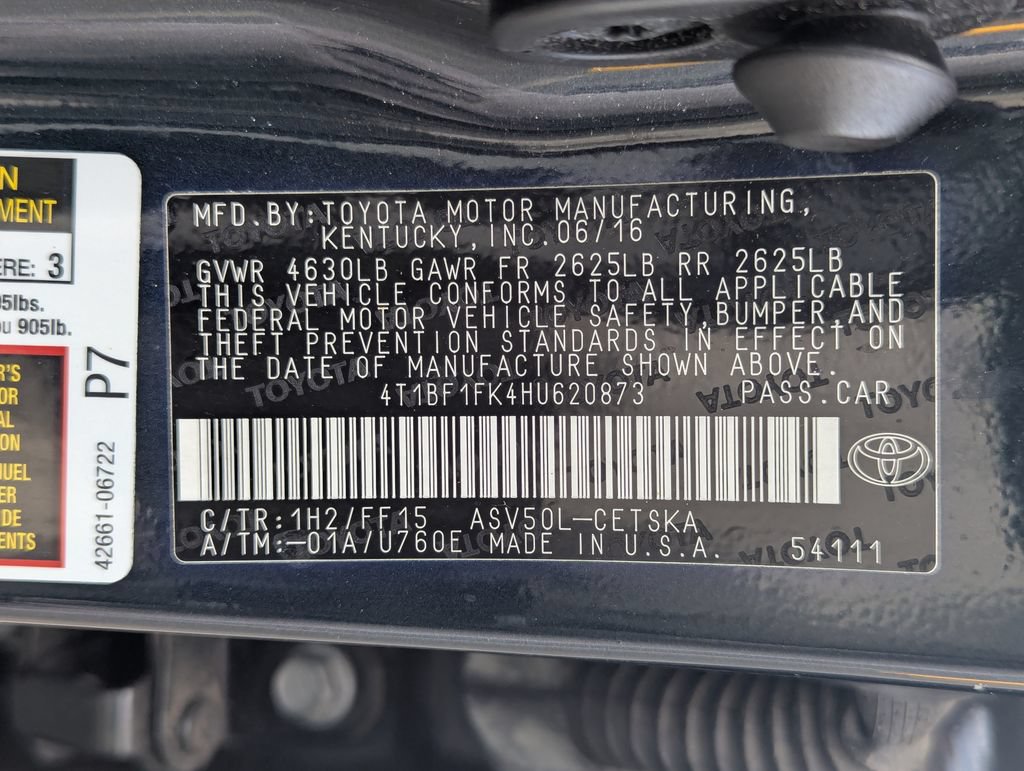 Used 2017 Toyota Camry SE w/ Moonroof Package FWD image 35