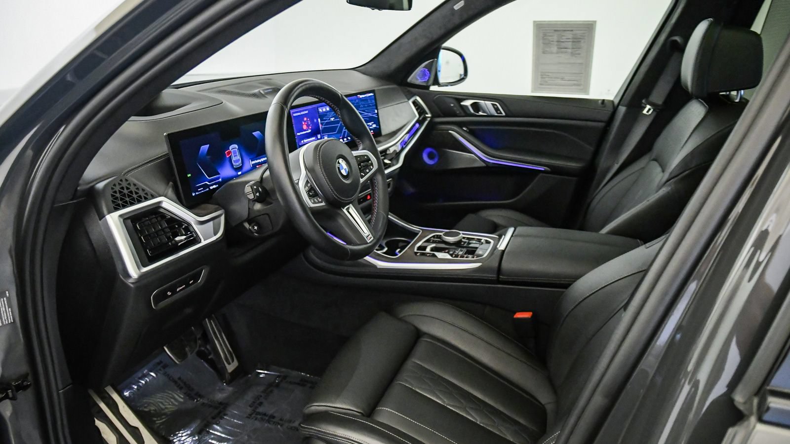 Used 2024 BMW X7 M60i w/ Climate Comfort Package AWD/4WD image 24