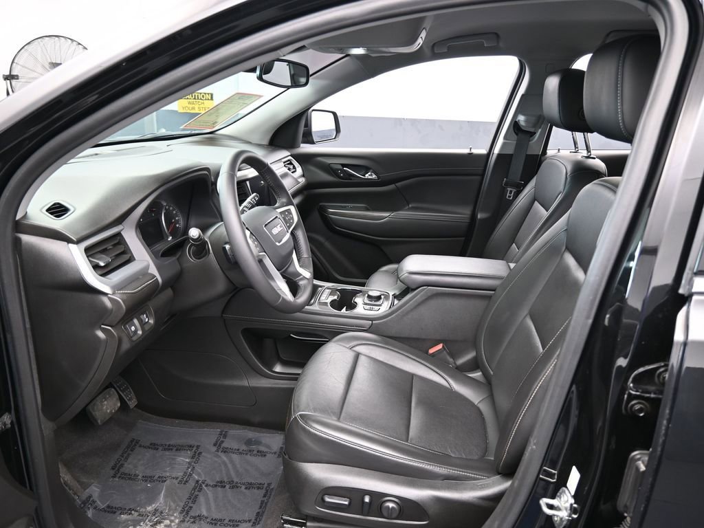 Used 2021 GMC Acadia SLT image 11