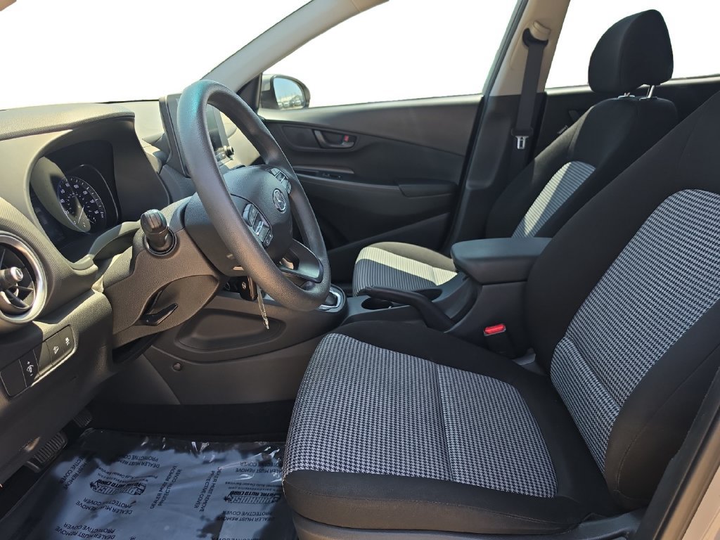 Certified 2023 Hyundai Kona SE FWD image 11