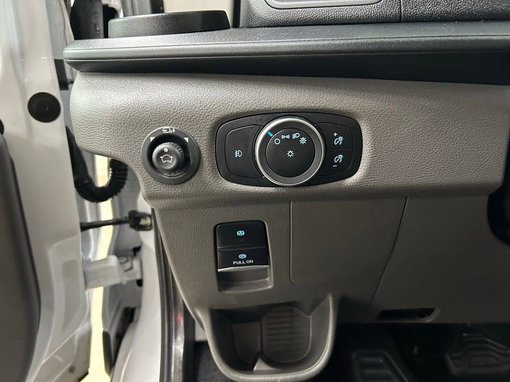 Certified 2025 Ford Transit 350 XLT RWD image 14
