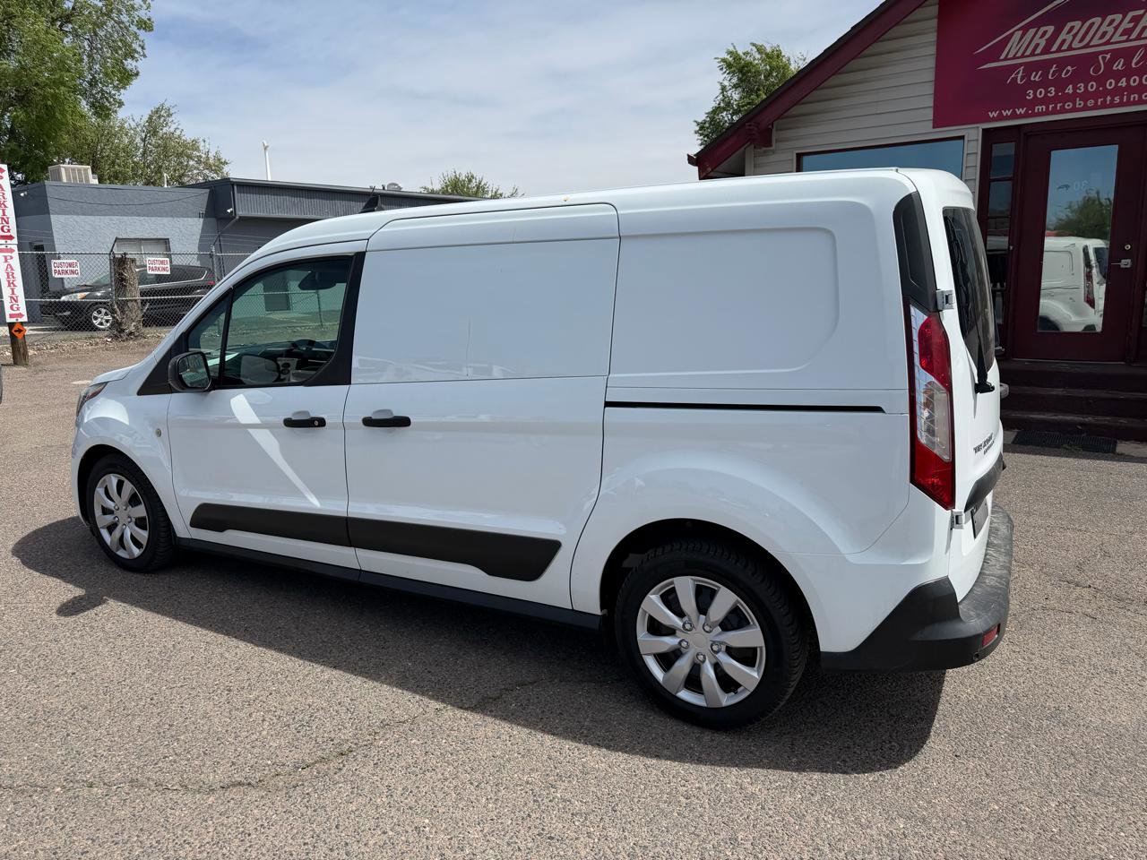 Used 2021 Ford Transit Connect XLT FWD image 3