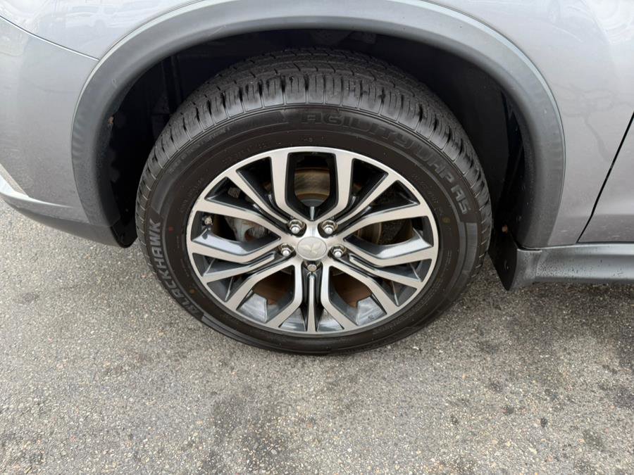 Used 2017 Mitsubishi Outlander Sport ES image 3