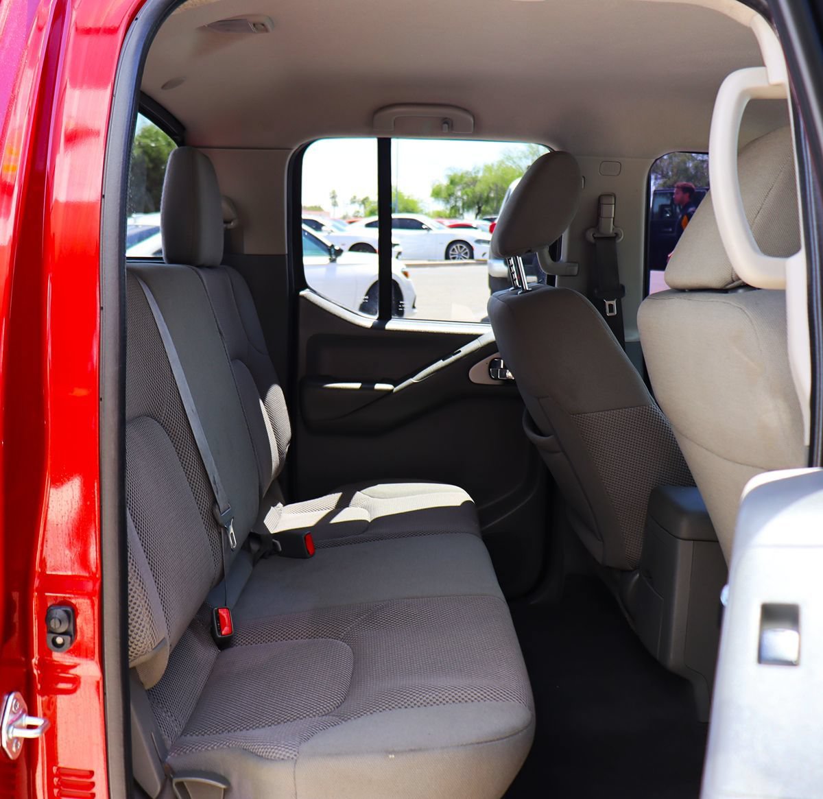 Used 2021 Nissan Frontier SV RWD image 27