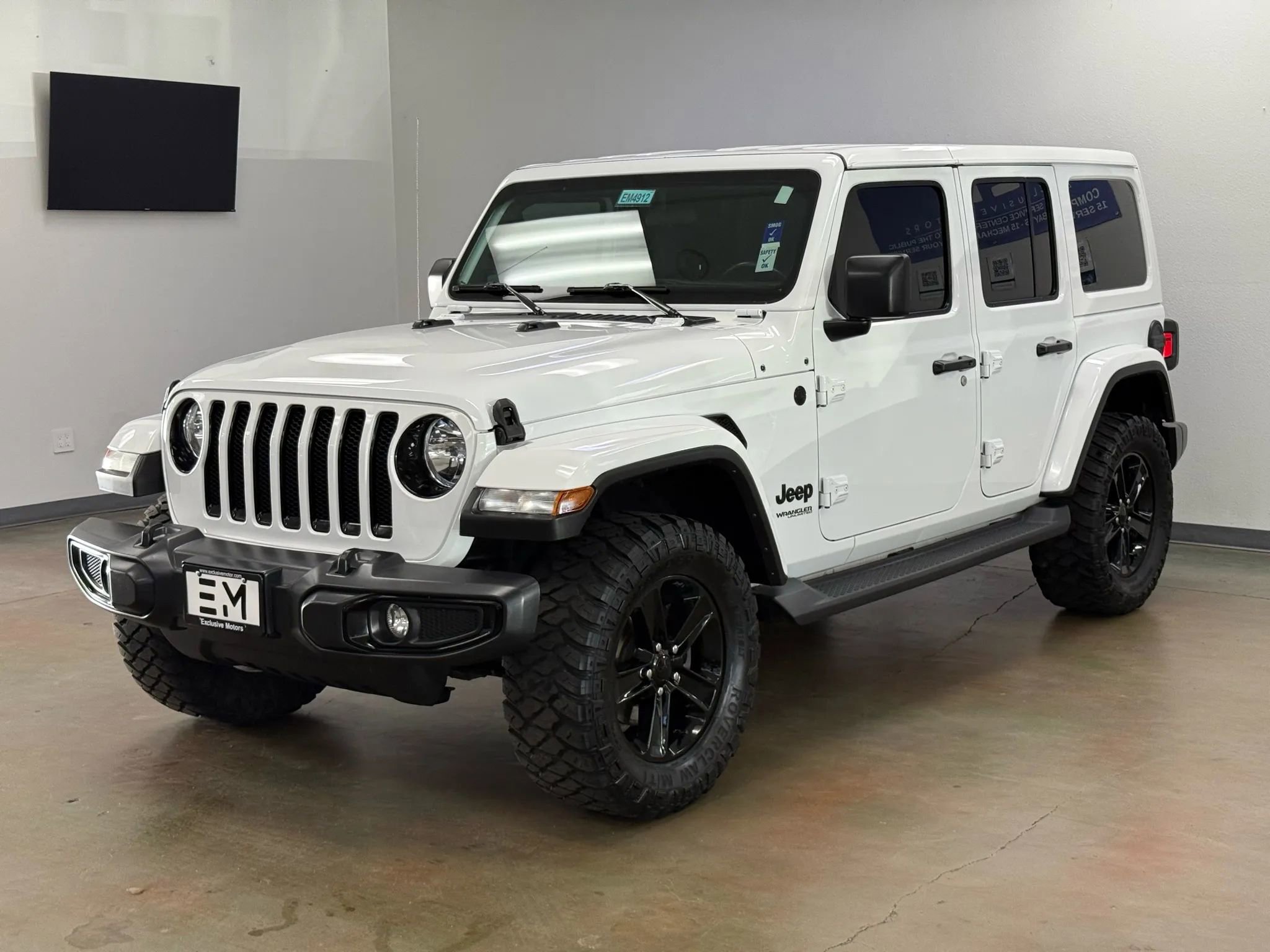 Used 2021 Jeep Wrangler Unlimited Sahara image 4