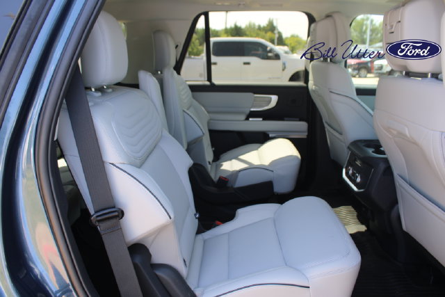 Certified 2027 Ford Expedition Platinum w/ Platinum Ultimate Package AWD/4WD image 13
